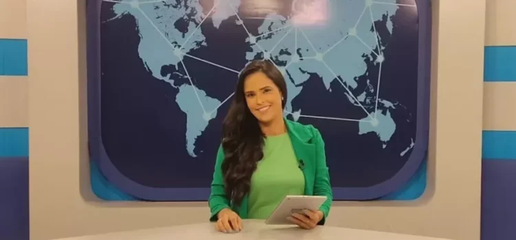 Grávida, jornalista Elaine Cristina Santos, da TV Canção Nova, morre aos 38 anos