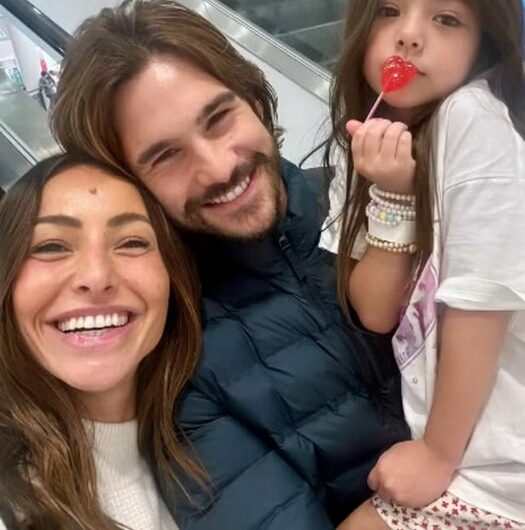 Sabrina Sato e Nicolas Prattes estão à espera do primeiro filho